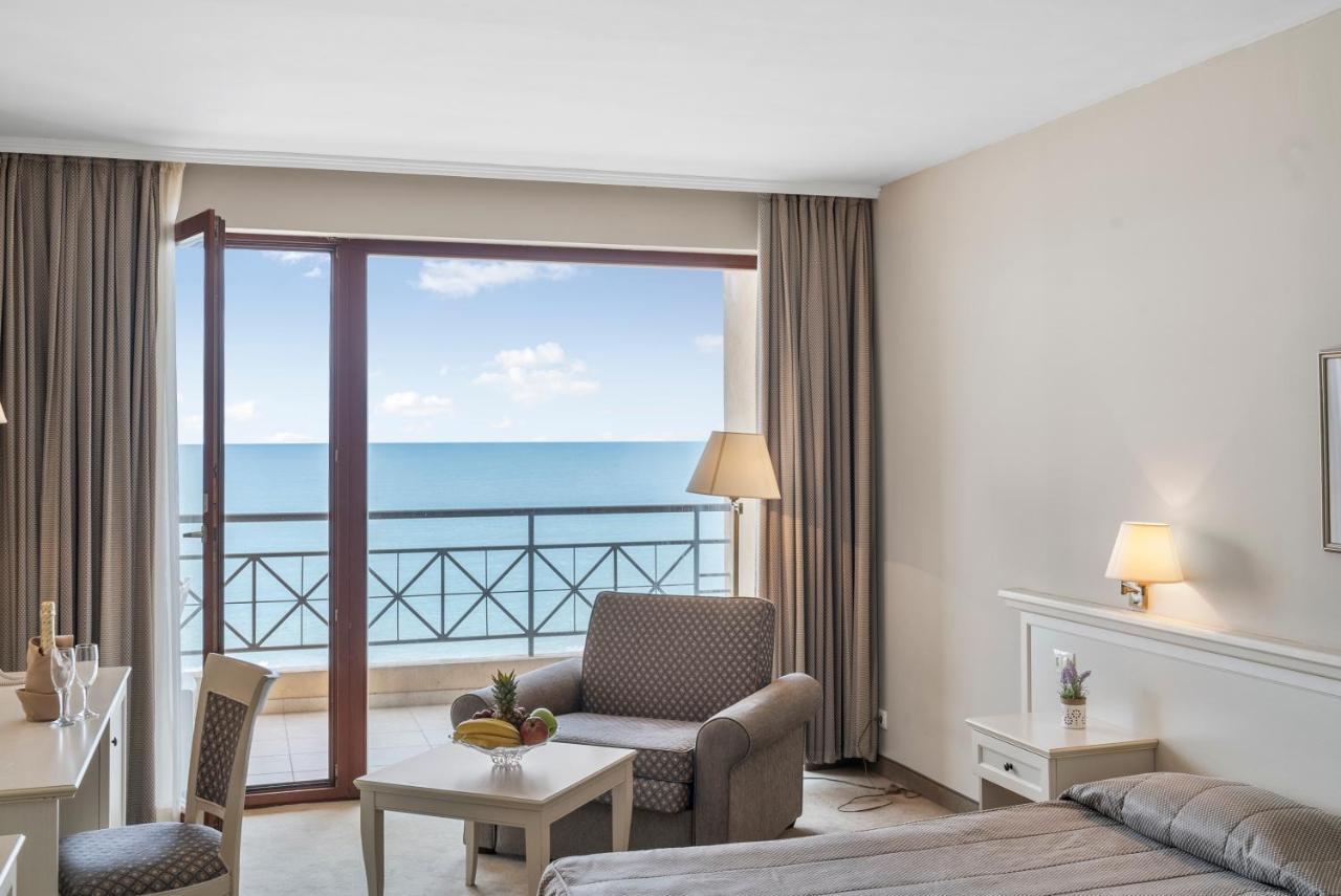 Hvd Riviera Beach Ultra All Inclusive & Mineral Pool - Private Beach & Free Parking Nisipurile de Aur Exterior foto